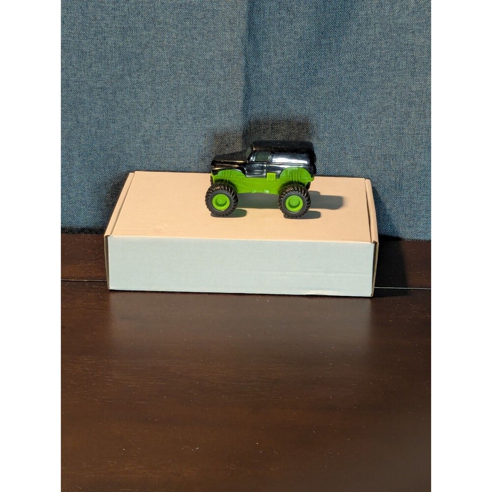 Monster Truck Bundle | Vintage Road Champs Goodyear Tires, Hotwheels Mini Shark - Picture 11 of 16